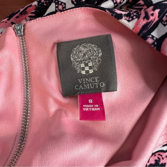 VINCE CAMUTO Crew Neck Flora Pink & Navy Stripped Stunning Dress Size 8 - Picture 3 of 9